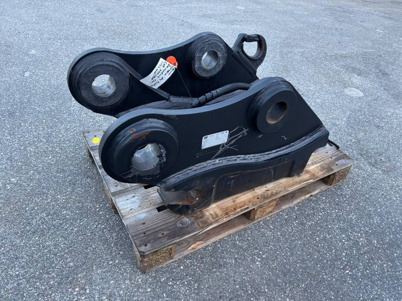 Cat S 80 Quick Coupler - Cuplare rapidă pentru Utilaje constructii: Foto 1 Cat S 80 Quick Coupler - Cuplare rapidă pentru Utilaje constructii: Foto 1