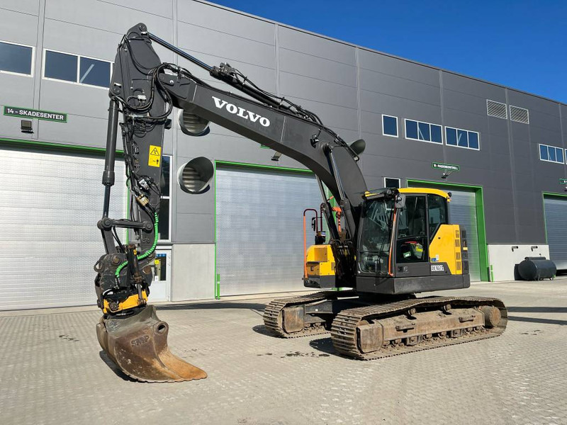 Volvo ECR 235 EL - Excavator pe şenile: Foto 1 Volvo ECR 235 EL - Excavator pe şenile: Foto 1