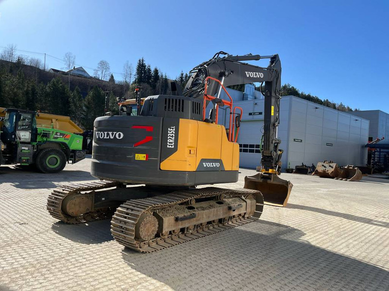 Volvo ECR 235 EL - Excavator pe şenile: Foto 3 Volvo ECR 235 EL - Excavator pe şenile: Foto 3