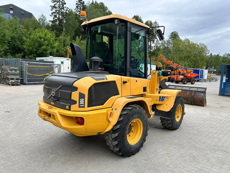 Volvo L 30 G - Încărcător frontal pe pneuri: Foto 5 Volvo L 30 G - Încărcător frontal pe pneuri: Foto 5