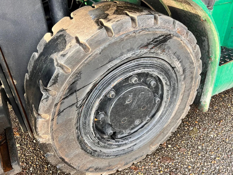 Hyundai 40L-7A - Stivuitor GPL: Foto 5 Hyundai 40L-7A - Stivuitor GPL: Foto 5