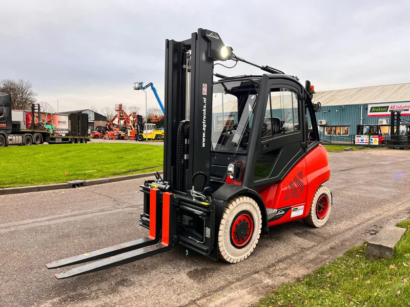 Linde H50T-02 - Stivuitor GPL: Foto 4 Linde H50T-02 - Stivuitor GPL: Foto 4