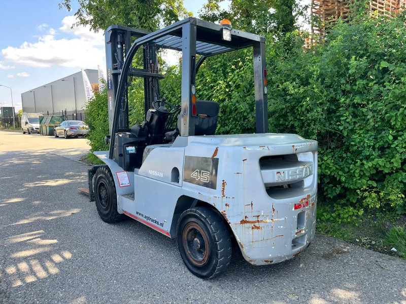 Nissan FD45 W1F4A45Y FD45 W1F4A45Y - Stivuitor diesel: Foto 5 Nissan FD45 W1F4A45Y FD45 W1F4A45Y - Stivuitor diesel: Foto 5