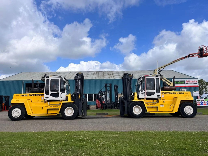 Svetruck 15-120 15TONS - Stivuitor diesel: Foto 2 Svetruck 15-120 15TONS - Stivuitor diesel: Foto 2