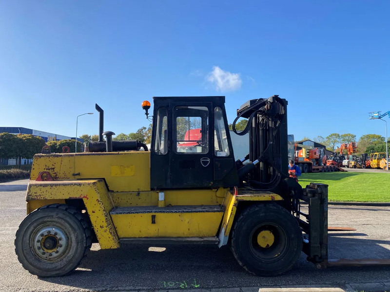 Svetruck 18 60 33 TRIPLEX MAST - Stivuitor diesel: Foto 1 Svetruck 18 60 33 TRIPLEX MAST - Stivuitor diesel: Foto 1