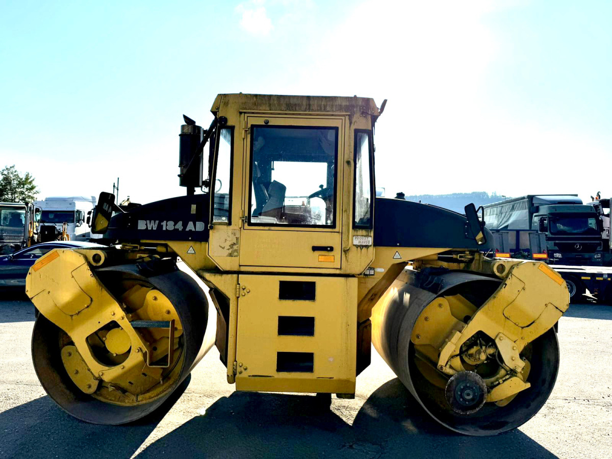 BOMAG BW 184 AD - Cilindru compactor pentru asfalt: Foto 2 BOMAG BW 184 AD - Cilindru compactor pentru asfalt: Foto 2