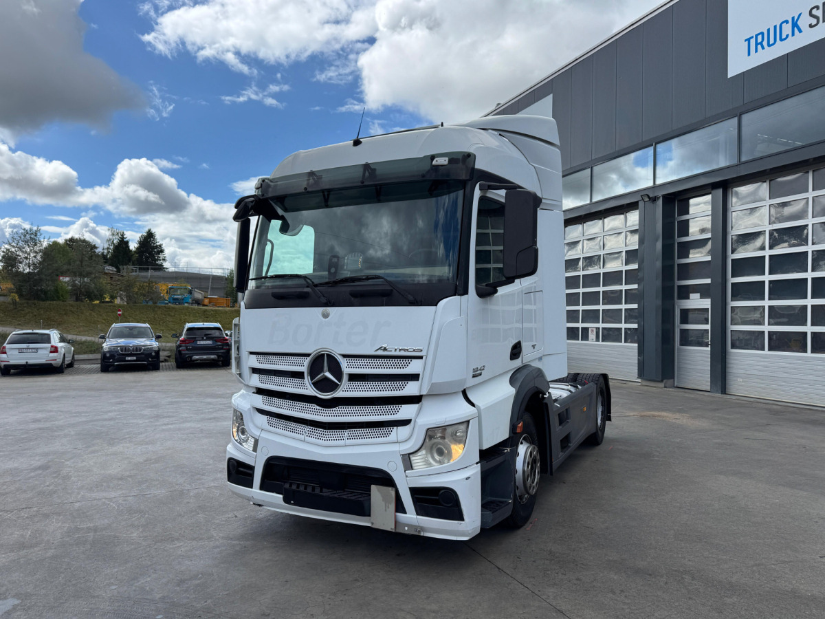 MERCEDES Actros 1842 4x2 - Cap tractor: Foto 1 MERCEDES Actros 1842 4x2 - Cap tractor: Foto 1