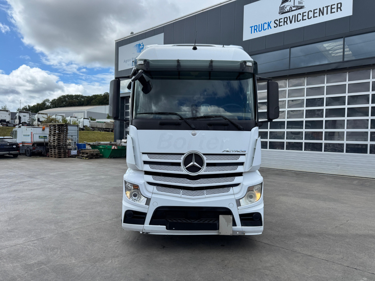 MERCEDES Actros 1842 4x2 - Cap tractor: Foto 2 MERCEDES Actros 1842 4x2 - Cap tractor: Foto 2