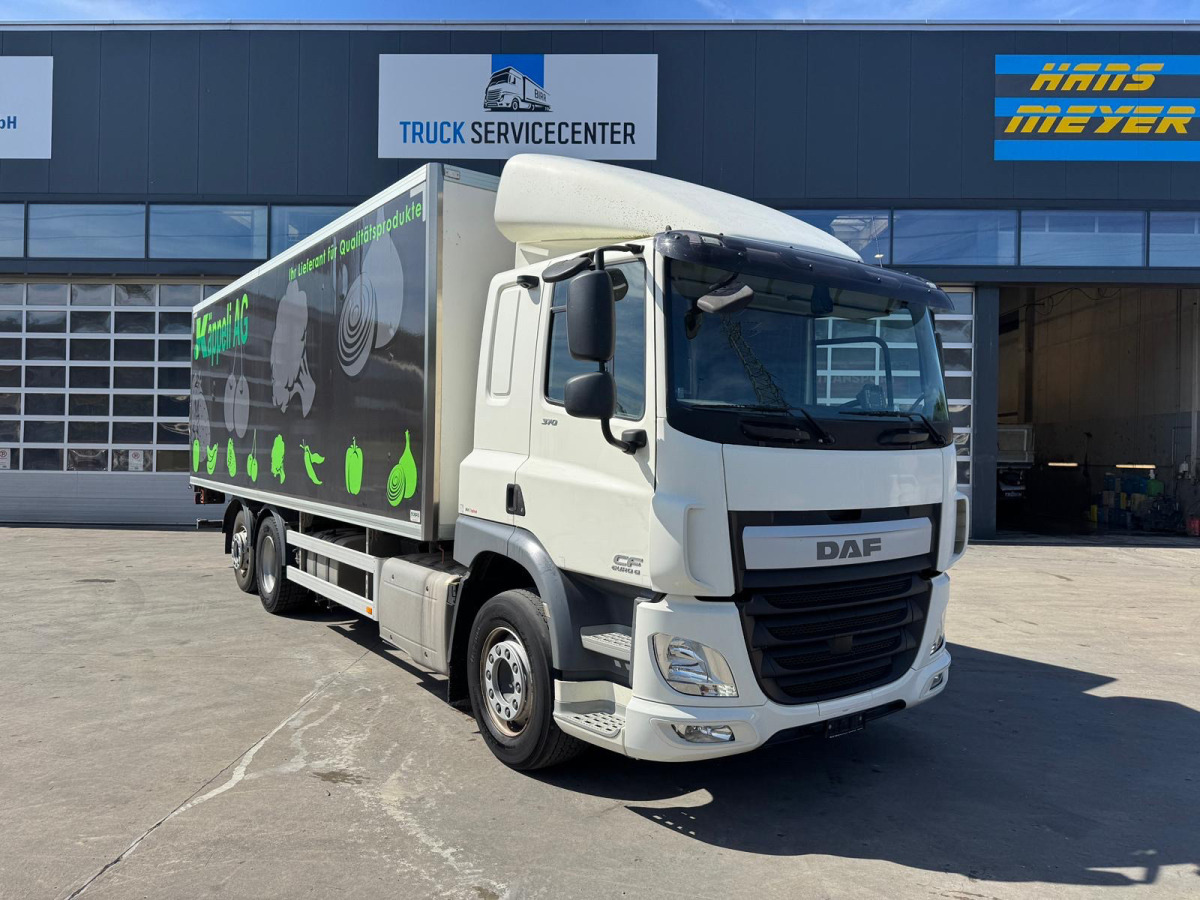 DAF CF370 6x2 Retarder Carrier 850 - Camion frigider: Foto 3 DAF CF370 6x2 Retarder Carrier 850 - Camion frigider: Foto 3