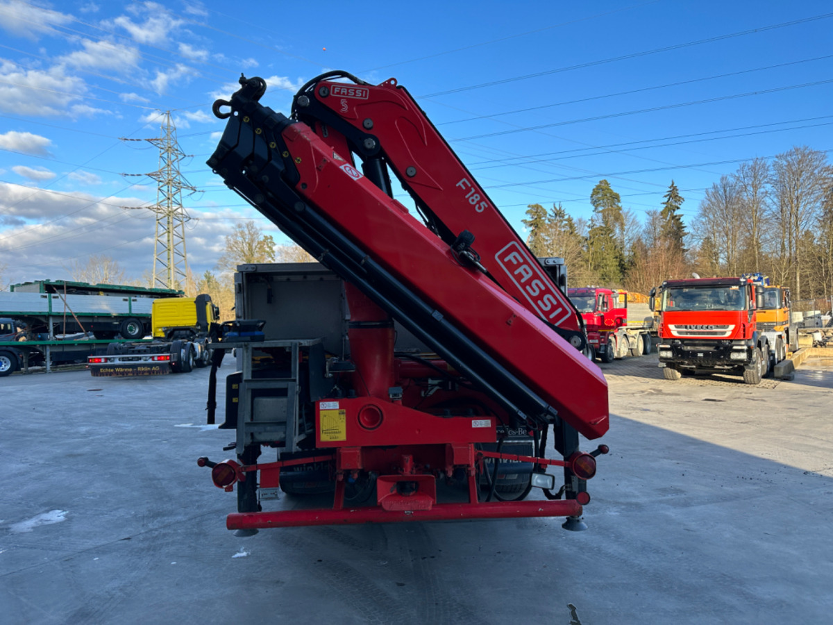 FASSI 185-5 mit Heckkonsole - Macara montată: Foto 2 FASSI 185-5 mit Heckkonsole - Macara montată: Foto 2