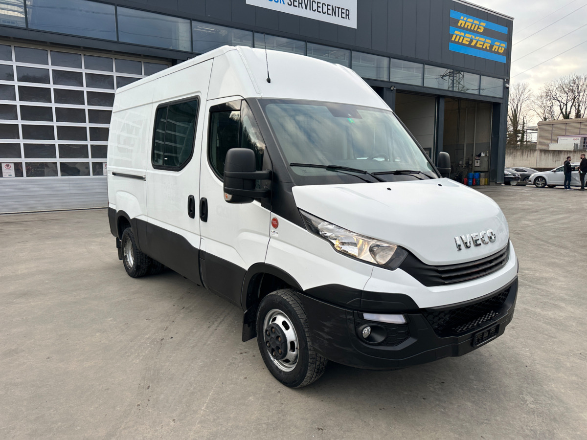 IVECO 35C18V Daily Servicewagen Sortimo - Dubă: Foto 3 IVECO 35C18V Daily Servicewagen Sortimo - Dubă: Foto 3