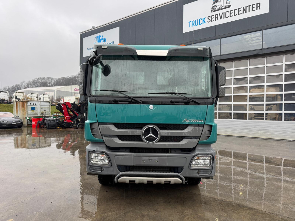 MERCEDES 3248 8x4 Rückwärtskipper 15m3 - Camion basculantă: Foto 3 MERCEDES 3248 8x4 Rückwärtskipper 15m3 - Camion basculantă: Foto 3