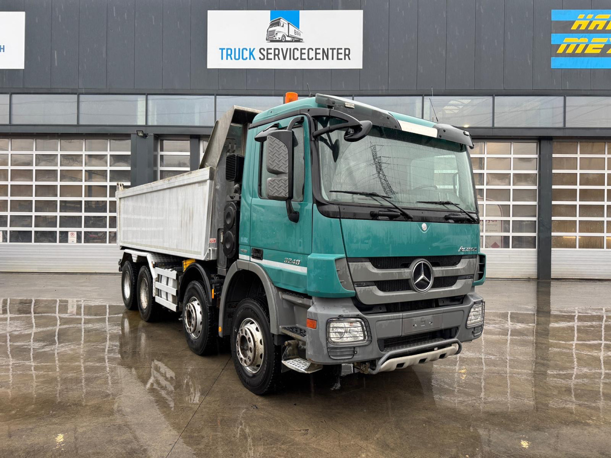 MERCEDES 3248 8x4 Rückwärtskipper 15m3 - Camion basculantă: Foto 4 MERCEDES 3248 8x4 Rückwärtskipper 15m3 - Camion basculantă: Foto 4