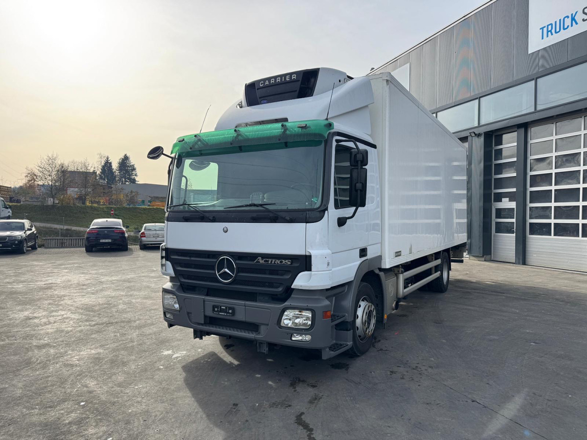 MERCEDES Actros 1832 4x2 Bi-Temp Carrier TK - Camion frigider: Foto 1 MERCEDES Actros 1832 4x2 Bi-Temp Carrier TK - Camion frigider: Foto 1