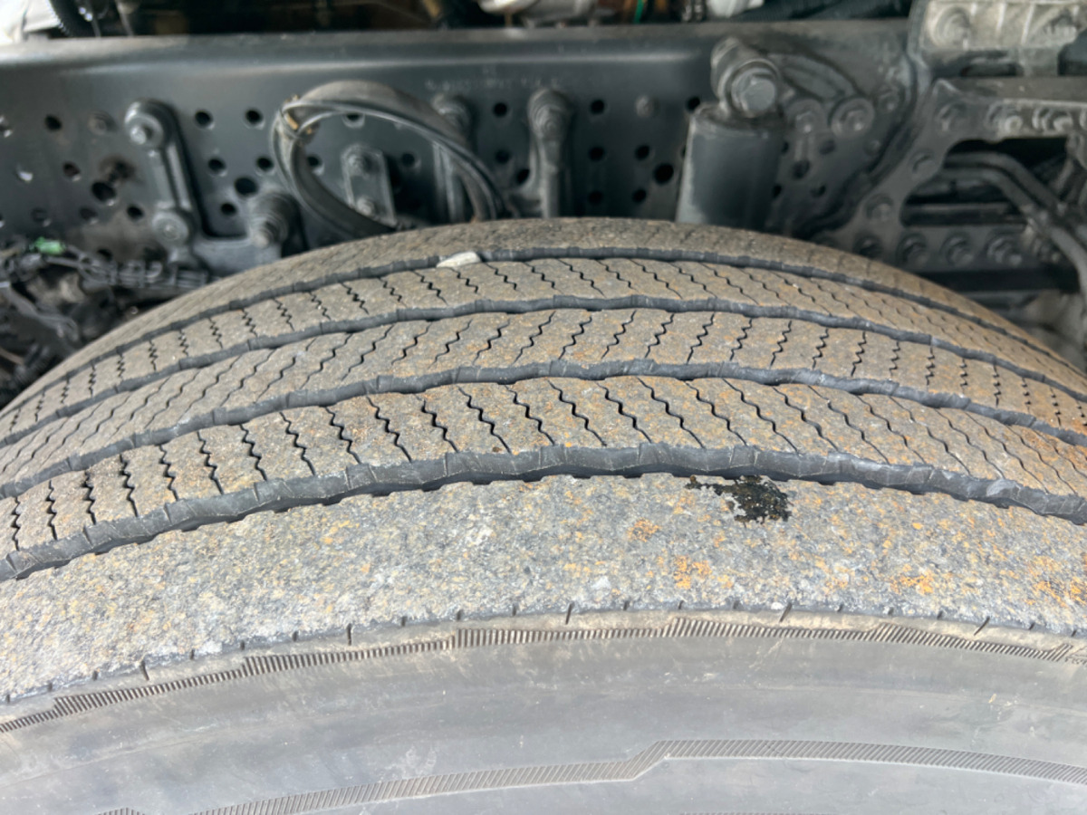 MERCEDES Actros 2543 6x2 - Camion şasiu: Foto 3 MERCEDES Actros 2543 6x2 - Camion şasiu: Foto 3