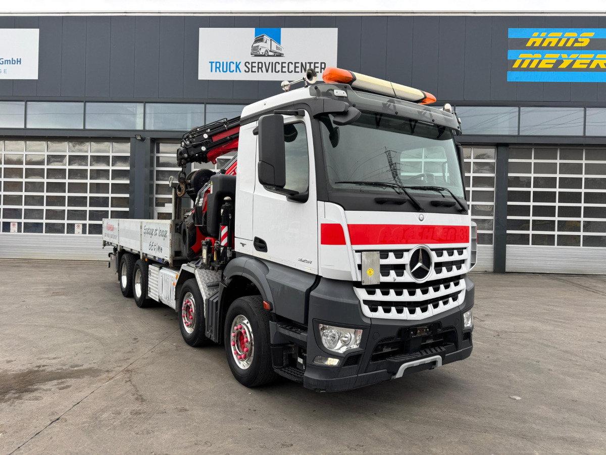MERCEDES Arocs 3251 8x4 Fassi 660 6-6 - Camion cu macara: Foto 4 MERCEDES Arocs 3251 8x4 Fassi 660 6-6 - Camion cu macara: Foto 4