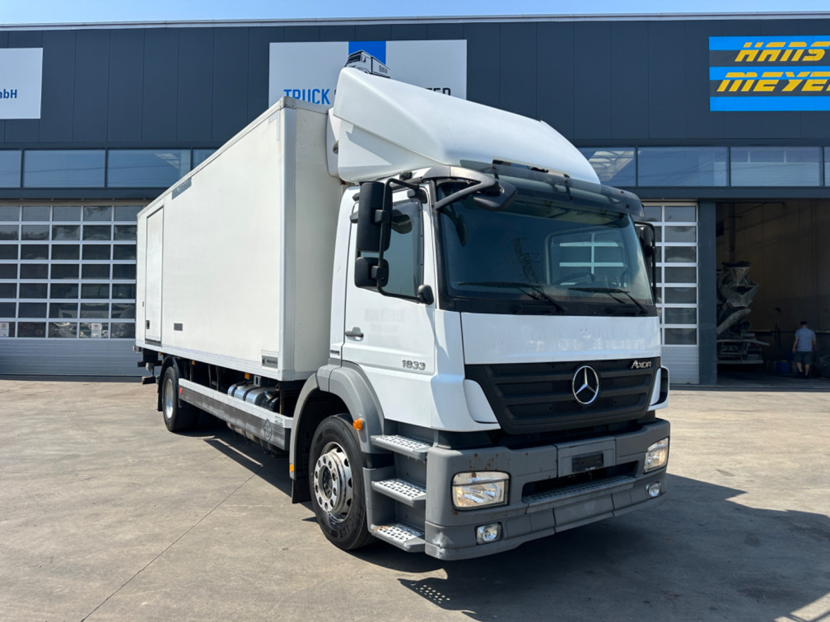 MERCEDES Axor 1833 4x2 Carrier Supra 850 Tiefkühler - Camion frigider: Foto 3 MERCEDES Axor 1833 4x2 Carrier Supra 850 Tiefkühler - Camion frigider: Foto 3