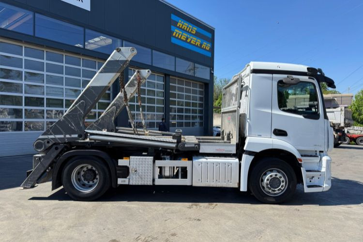 Mercedes-Benz Actros 1843 4x2 Trösch - Camion basculantă: Foto 4 Mercedes-Benz Actros 1843 4x2 Trösch - Camion basculantă: Foto 4