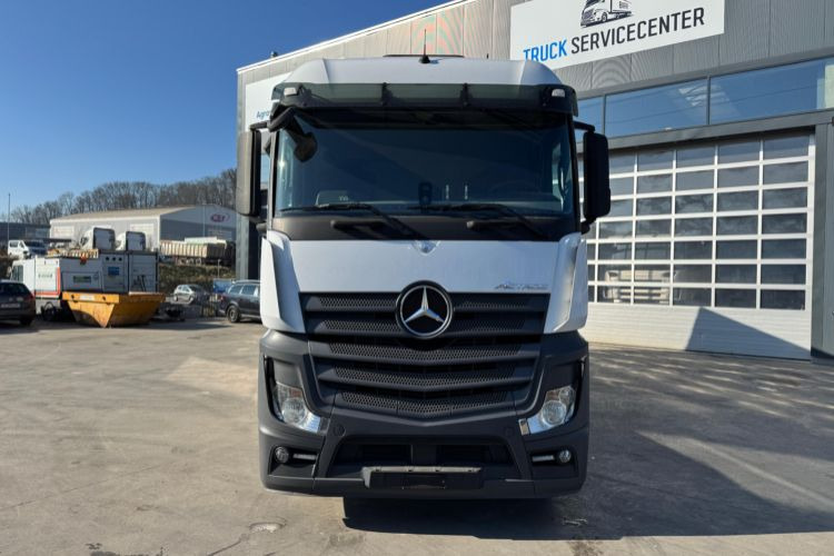 Mercedes-Benz Actros 2545 6x2 - Camion cu prelată: Foto 2 Mercedes-Benz Actros 2545 6x2 - Camion cu prelată: Foto 2