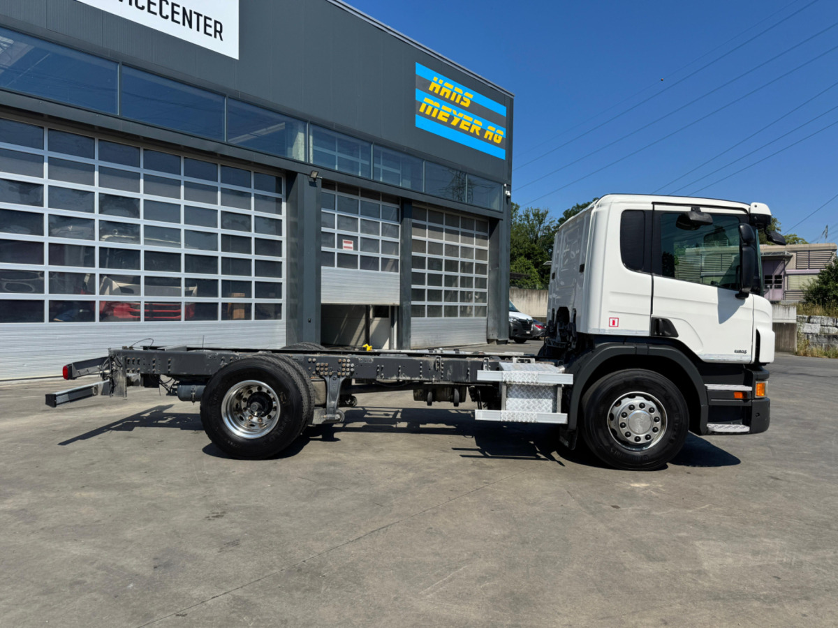 SCANIA P400 4x2 Chassis - Camion şasiu: Foto 4 SCANIA P400 4x2 Chassis - Camion şasiu: Foto 4