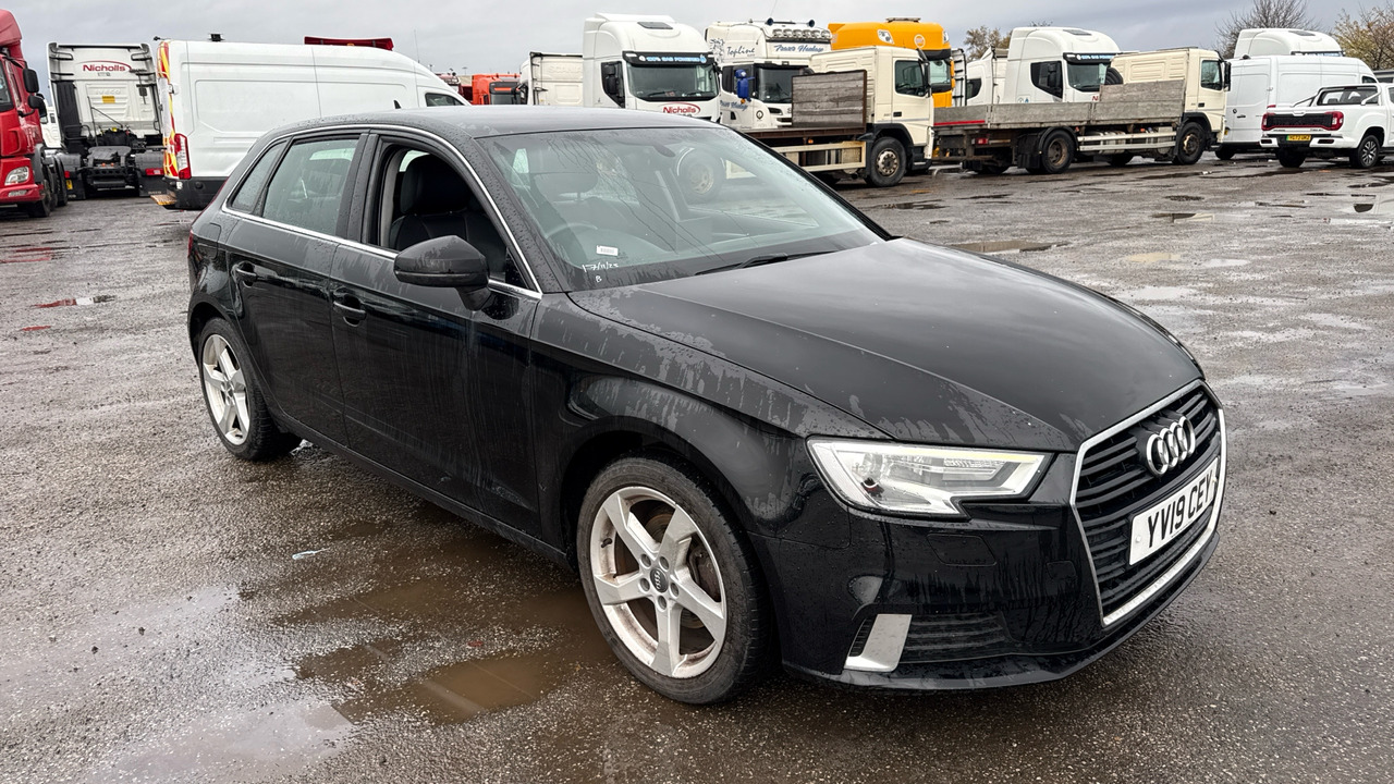AUDI A3 30 TDI 116PS Sport S Tronic - Hatchback: Foto 1 AUDI A3 30 TDI 116PS Sport S Tronic - Hatchback: Foto 1