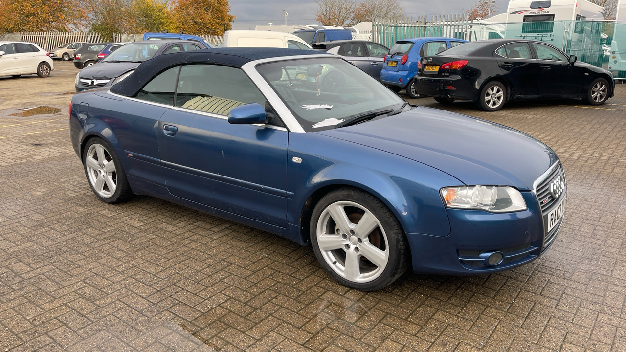 AUDI A4 2.0 TDI - Automobil: Foto 1 AUDI A4 2.0 TDI - Automobil: Foto 1