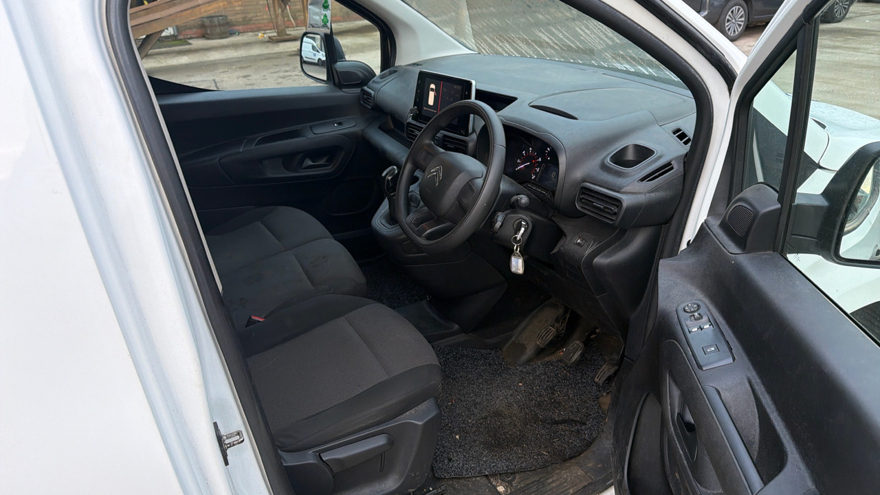 CITROEN BERLINGO 650 1.5 ENTERPRISE 75PS - Autoutilitară compactă: Foto 5 CITROEN BERLINGO 650 1.5 ENTERPRISE 75PS - Autoutilitară compactă: Foto 5