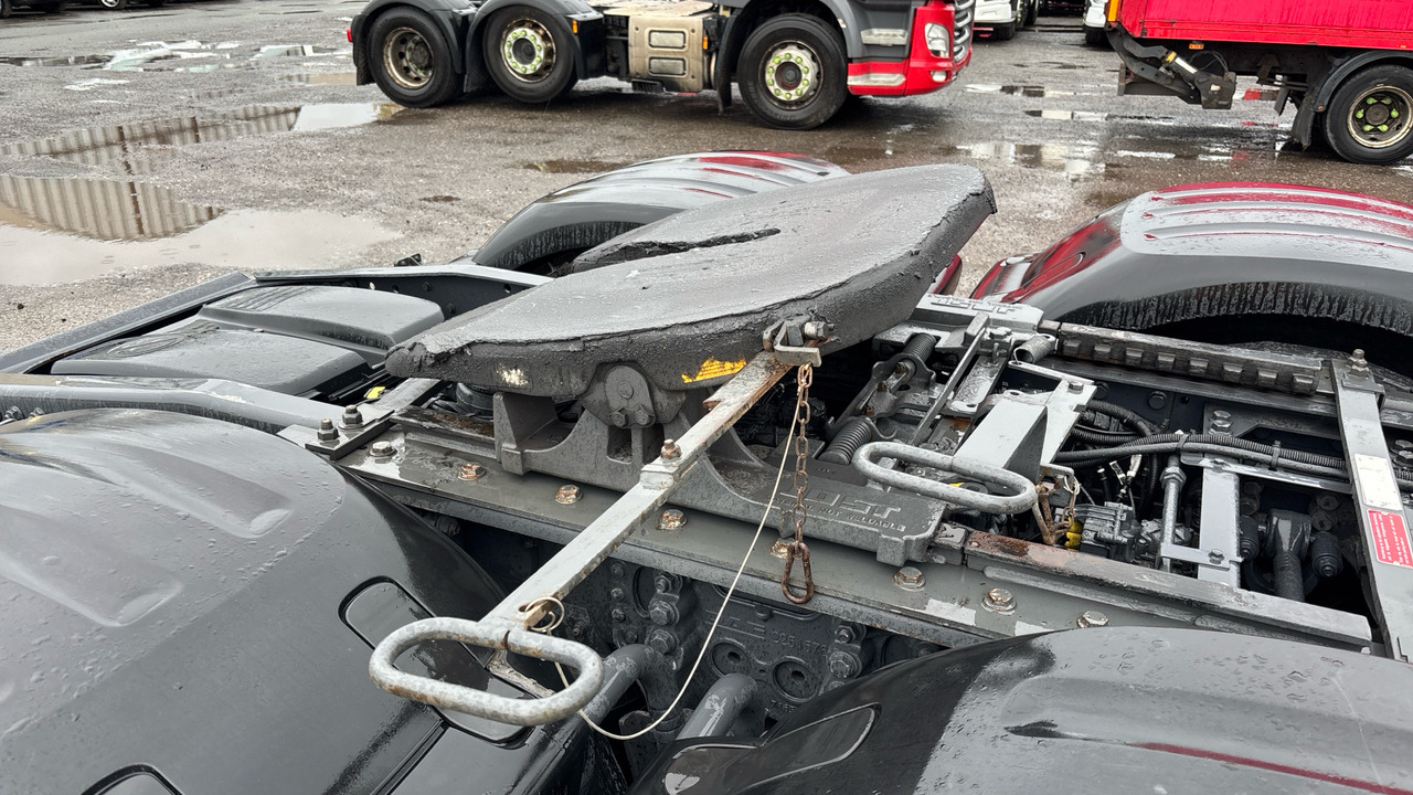 Cap tractor DAF XF  530: Foto 24