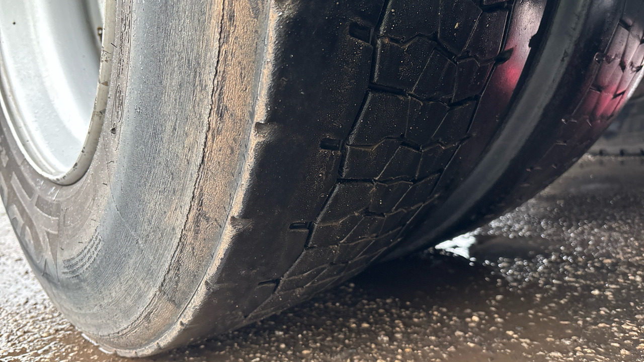 Cap tractor DAF XF  530: Foto 33