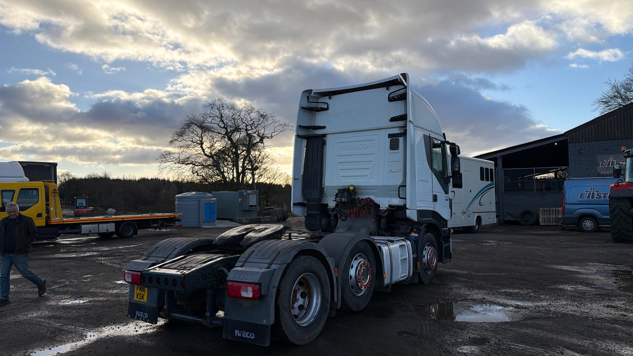 IVECO STRALIS 460 - Cap tractor: Foto 4 IVECO STRALIS 460 - Cap tractor: Foto 4