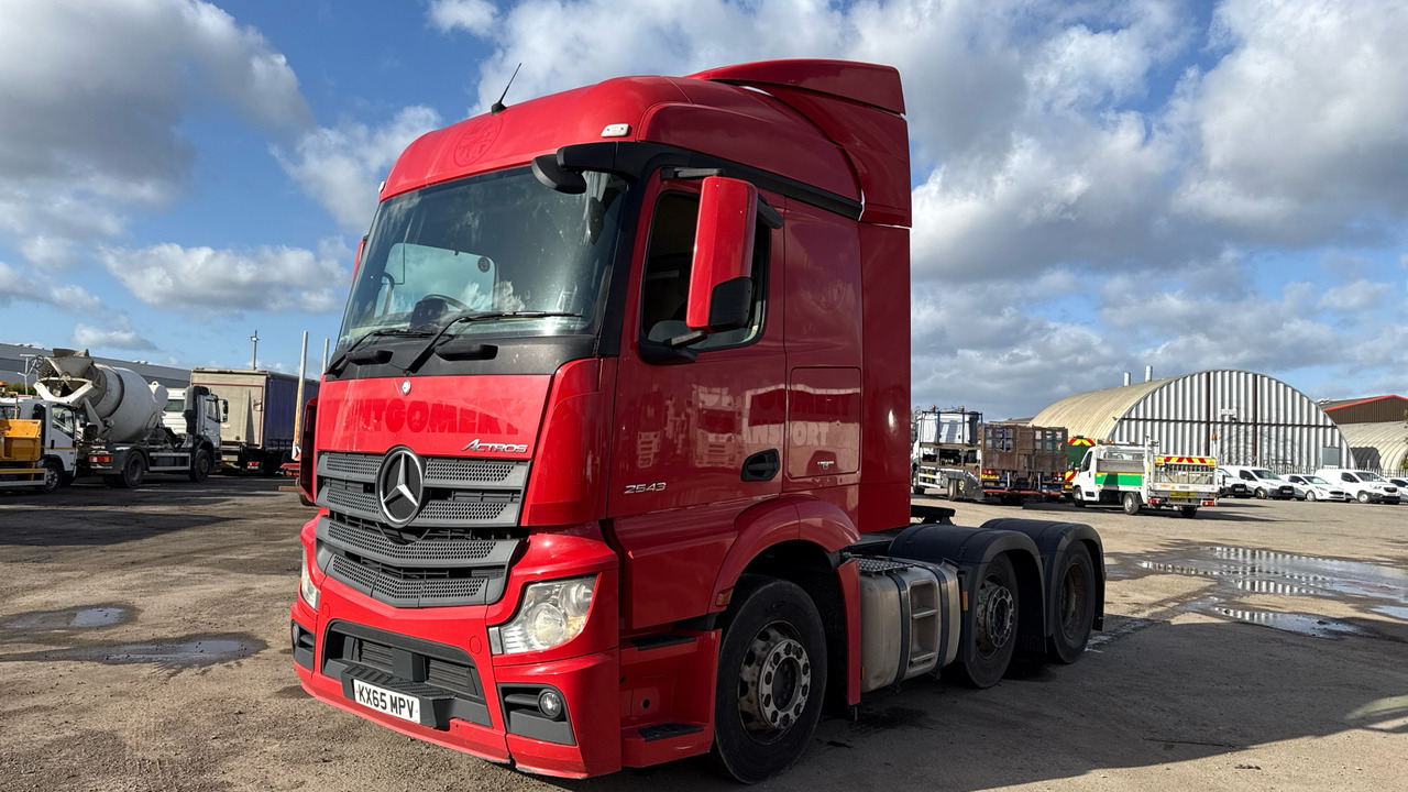 MERCEDES-BENZ ACTROS 2543 - Cap tractor: Foto 2 MERCEDES-BENZ ACTROS 2543 - Cap tractor: Foto 2