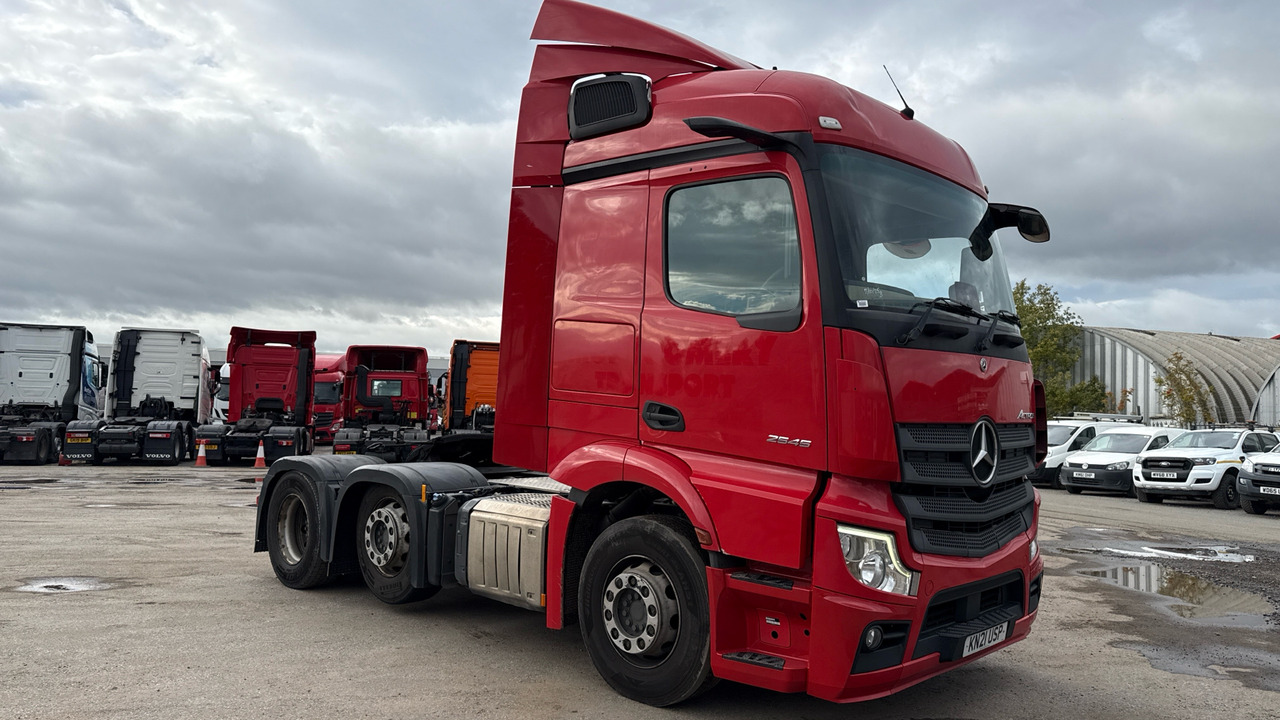 MERCEDES-BENZ ACTROS 2545 - Cap tractor: Foto 1 MERCEDES-BENZ ACTROS 2545 - Cap tractor: Foto 1