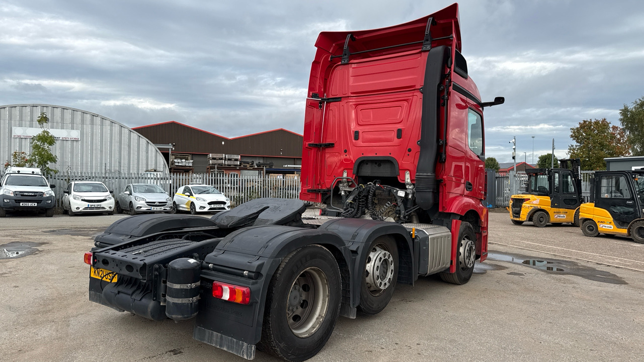 MERCEDES-BENZ ACTROS 2545 - Cap tractor: Foto 4 MERCEDES-BENZ ACTROS 2545 - Cap tractor: Foto 4
