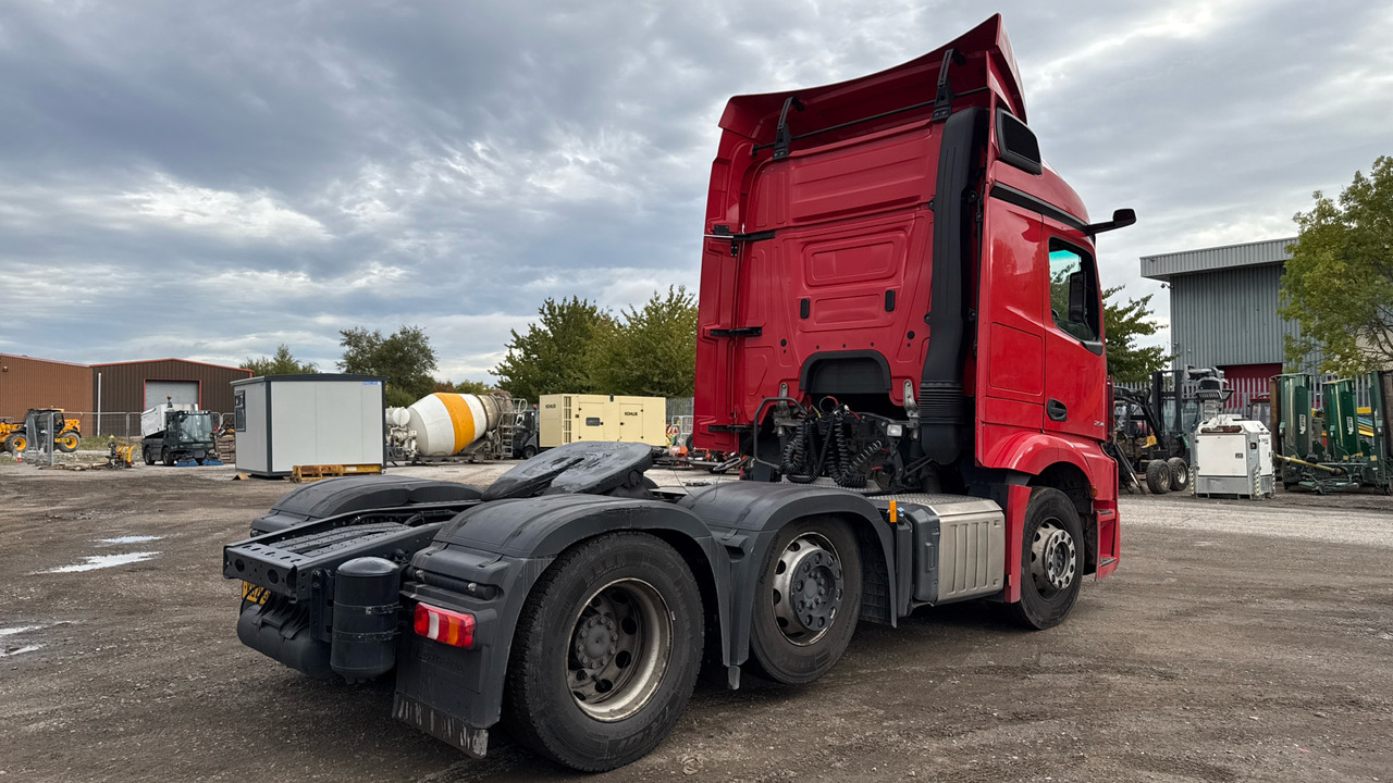MERCEDES-BENZ ACTROS 2545 - Cap tractor: Foto 4 MERCEDES-BENZ ACTROS 2545 - Cap tractor: Foto 4