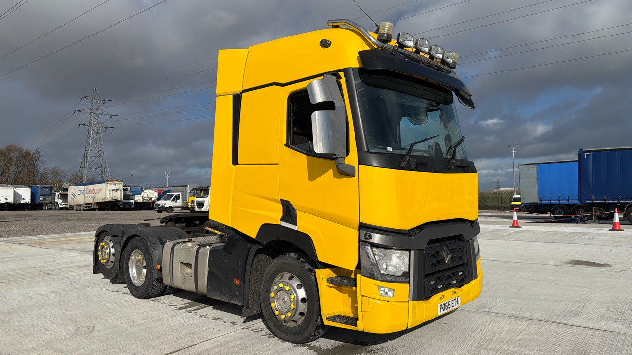 RENAULT T RANGE - Cap tractor: Foto 1 RENAULT T RANGE - Cap tractor: Foto 1