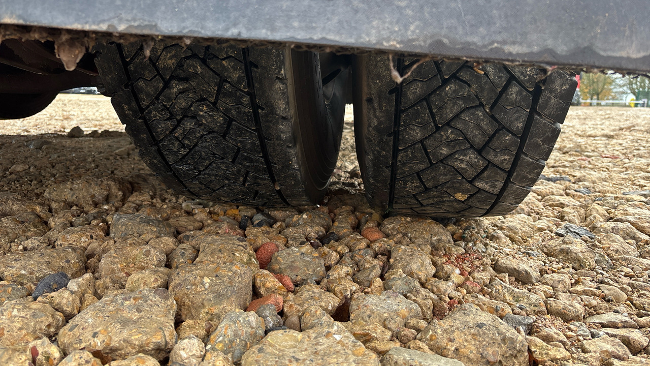 Cap tractor VOLVO FH: Foto 17