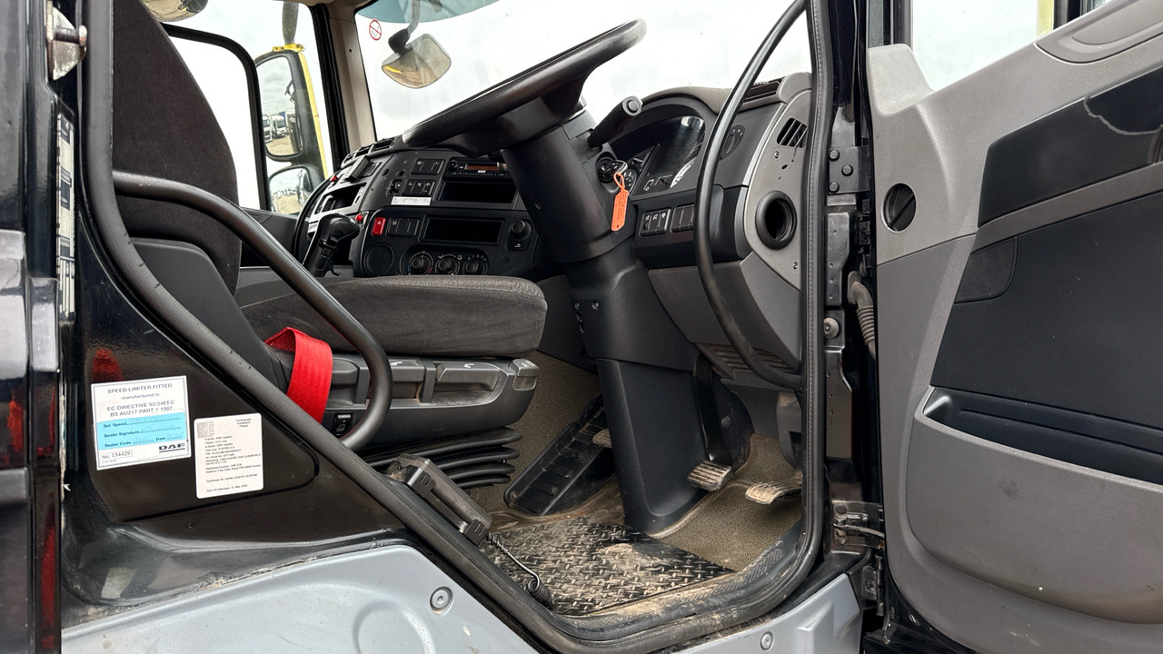 DAF CF 410 - Camion platformă, Camion cu macara: Foto 5 DAF CF 410 - Camion platformă, Camion cu macara: Foto 5