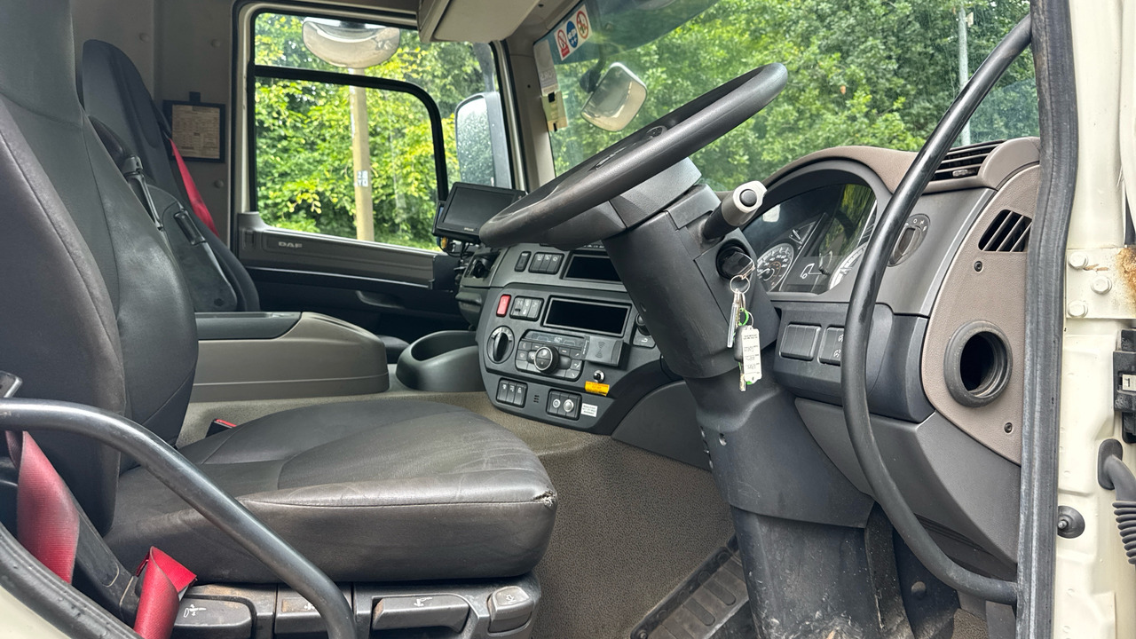 DAF CF 410 - Camion platformă: Foto 5 DAF CF 410 - Camion platformă: Foto 5