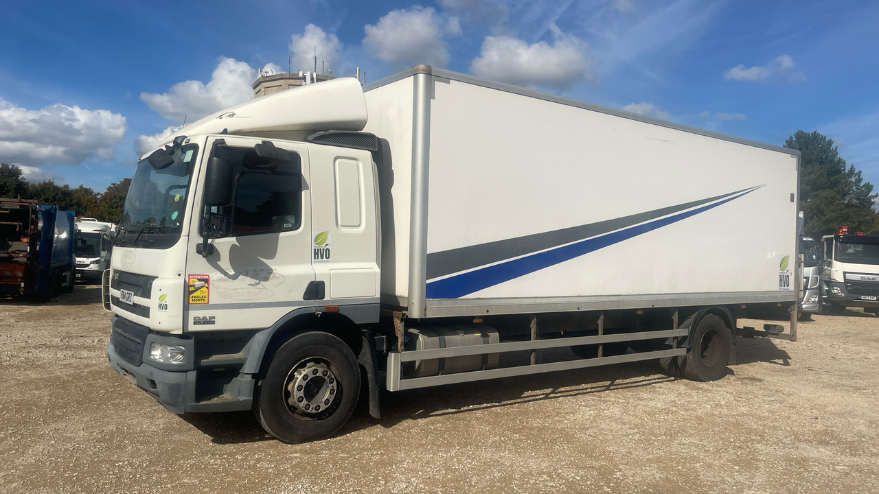 DAF CF 65.220 - Camion furgon: Foto 2 DAF CF 65.220 - Camion furgon: Foto 2