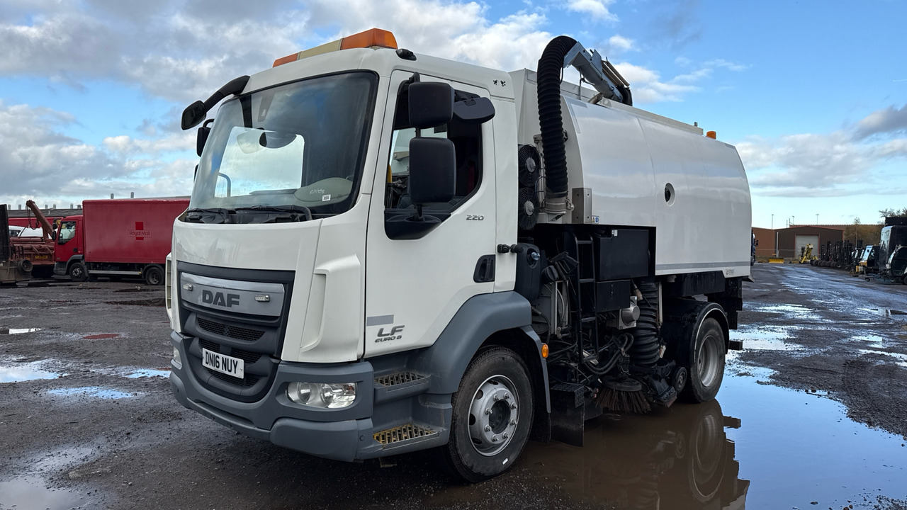 DAF LF 220 - Măturătoare stradală: Foto 2 DAF LF 220 - Măturătoare stradală: Foto 2