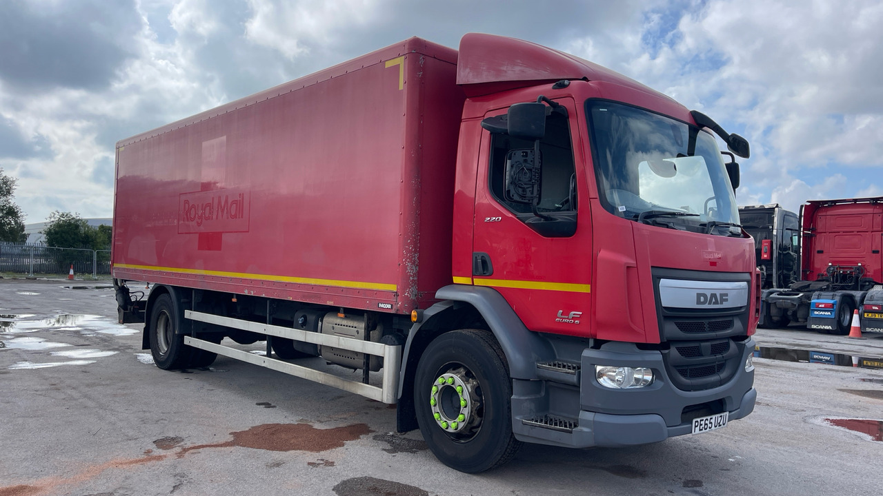 DAF LF 220 - Camion furgon: Foto 1 DAF LF 220 - Camion furgon: Foto 1