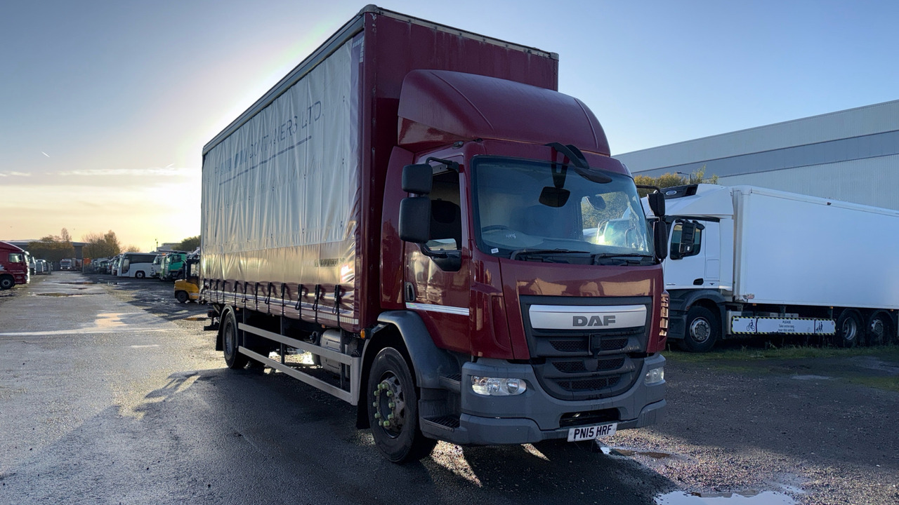 DAF LF 250 - Camion cu prelată: Foto 1 DAF LF 250 - Camion cu prelată: Foto 1