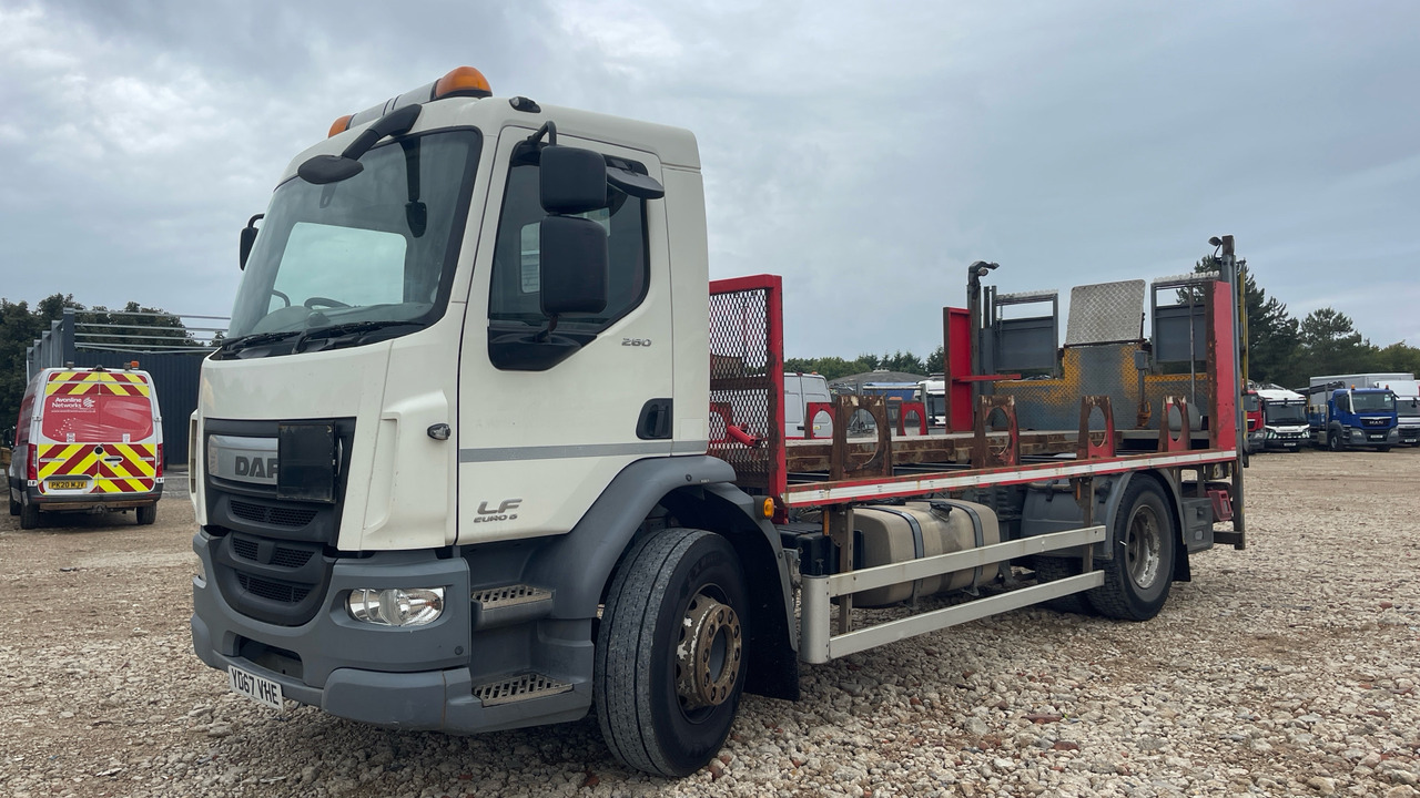 DAF LF 260 - Camion platformă: Foto 2 DAF LF 260 - Camion platformă: Foto 2