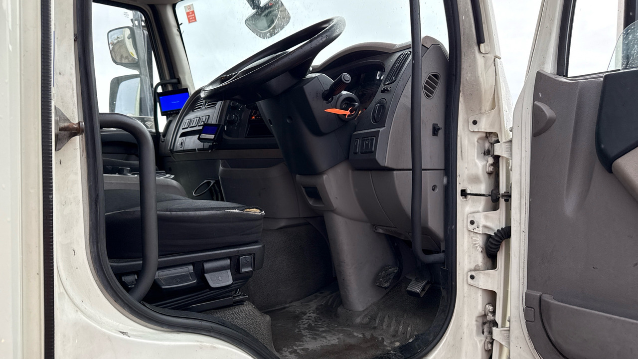 DAF LF 320 - Camion furgon: Foto 5 DAF LF 320 - Camion furgon: Foto 5