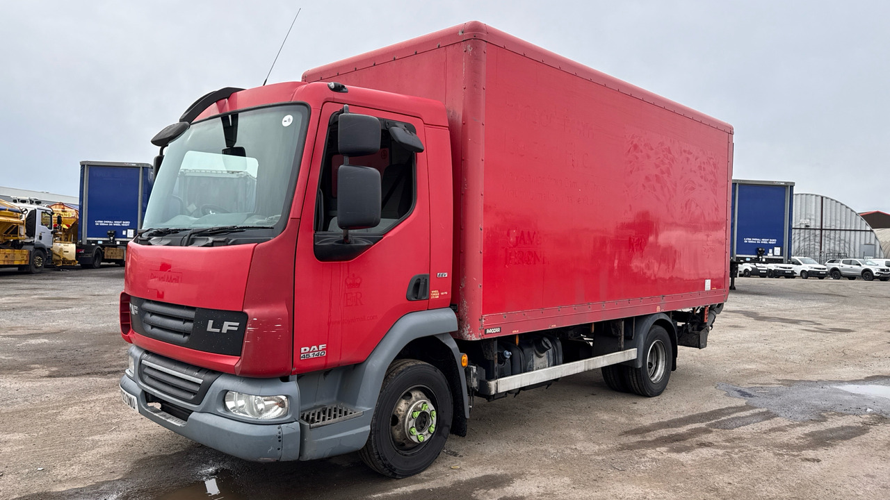 DAF LF 45.140 - Camion furgon: Foto 2 DAF LF 45.140 - Camion furgon: Foto 2