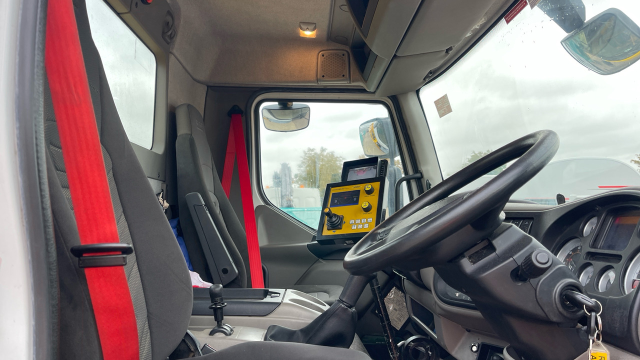 DAF LF 55.220 - Utilaj deszăpezire: Foto 5 DAF LF 55.220 - Utilaj deszăpezire: Foto 5