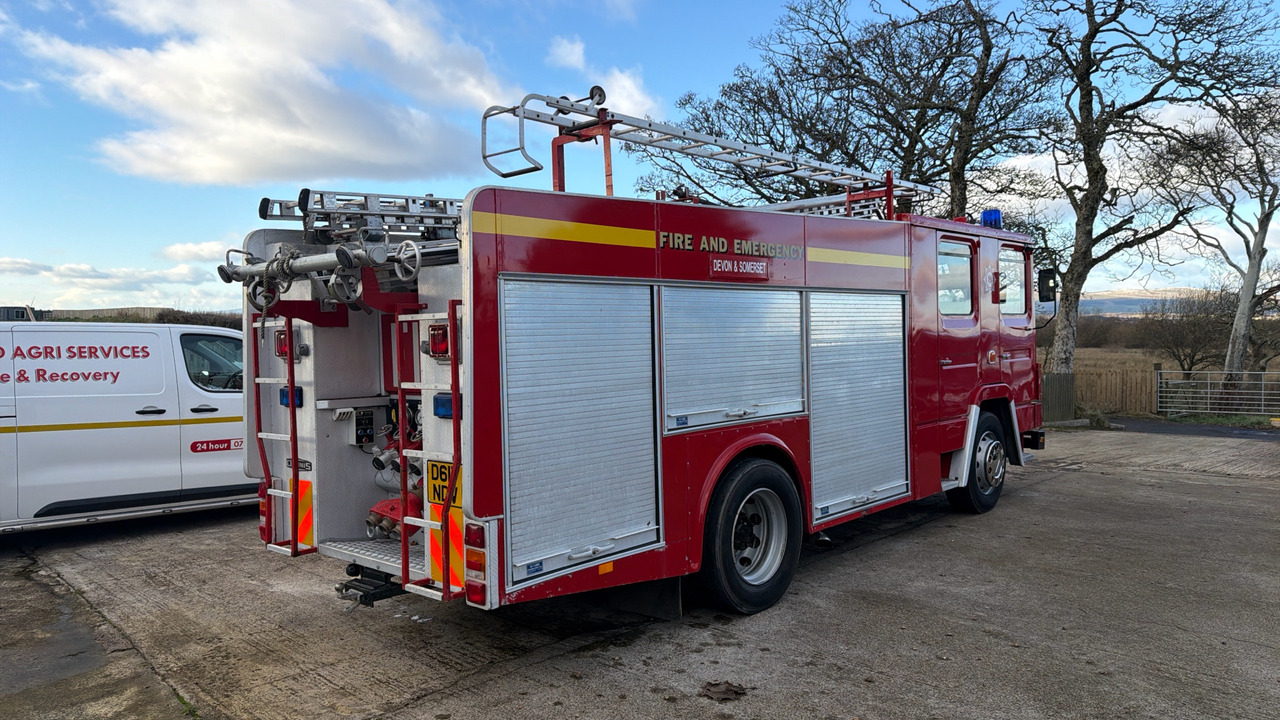 DENNIS RS 135 - Autospeciala de stins incendii: Foto 4 DENNIS RS 135 - Autospeciala de stins incendii: Foto 4