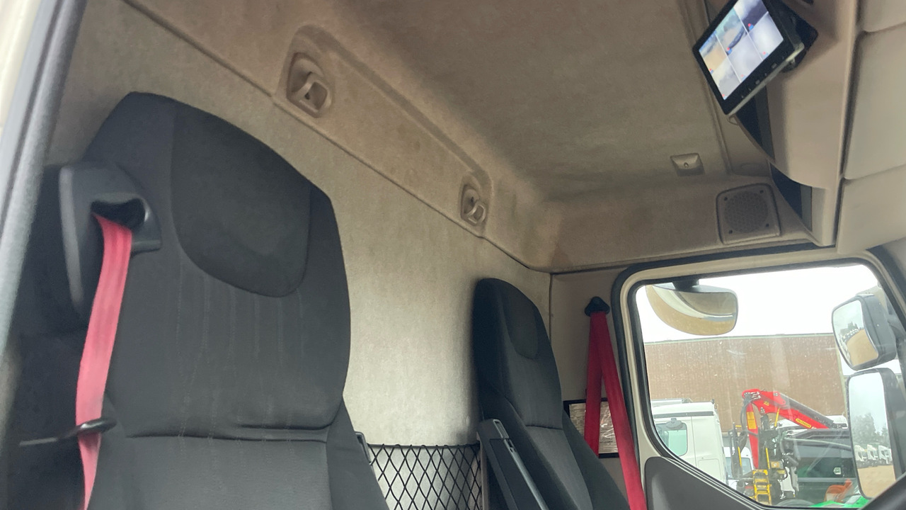 Camion cu prelată Daf LF 230: Foto 8 Camion cu prelată Daf LF 230: Foto 8