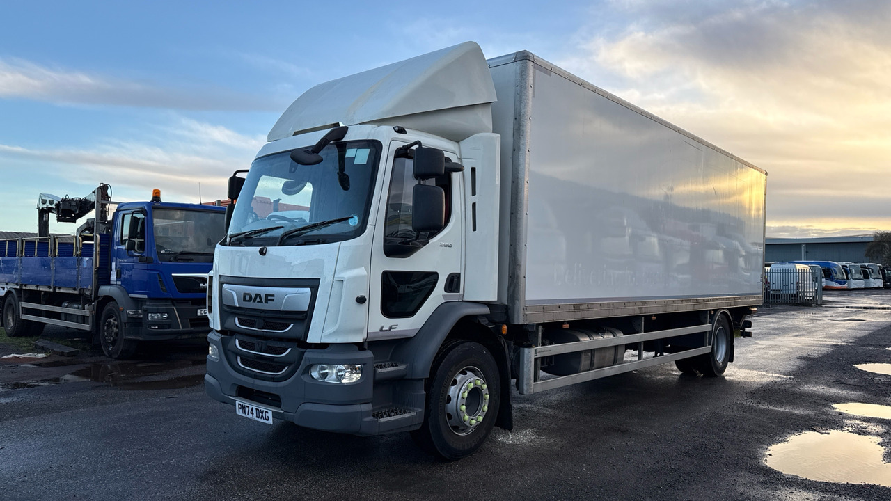 Daf LF 260 - Camion furgon: Foto 2 Daf LF 260 - Camion furgon: Foto 2