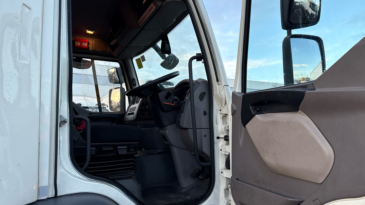 Daf LF 260 - Camion furgon: Foto 5 Daf LF 260 - Camion furgon: Foto 5